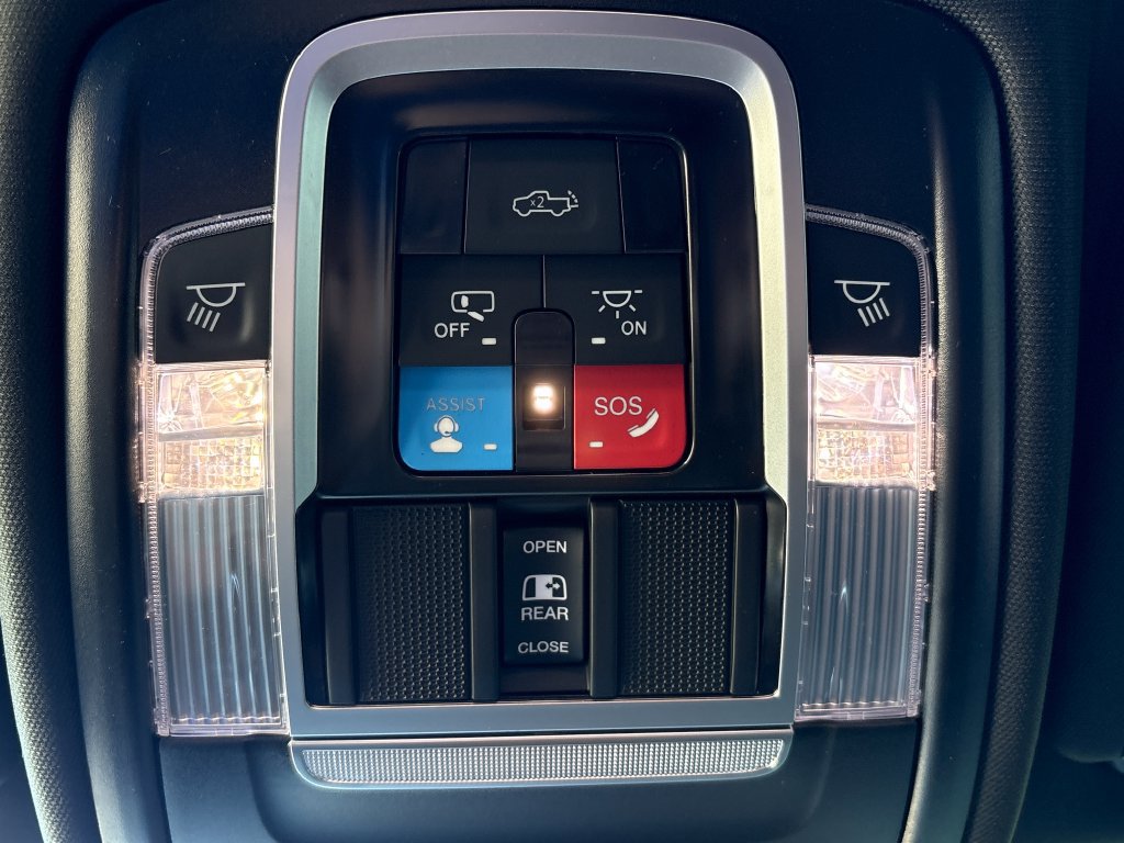 New 2026 RAM 1500 Big Horn AWD/4WD image 40