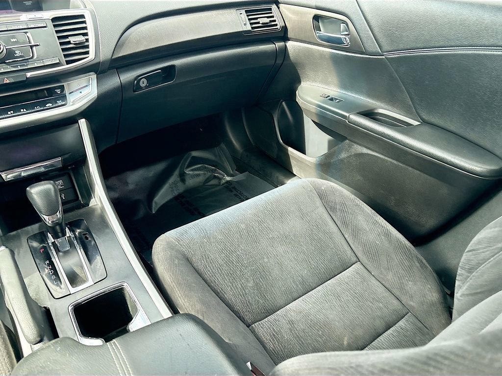 Used 2013 Honda Accord EX image 22