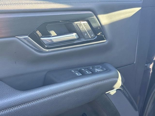 Certified 2025 GMC Yukon Denali image 27