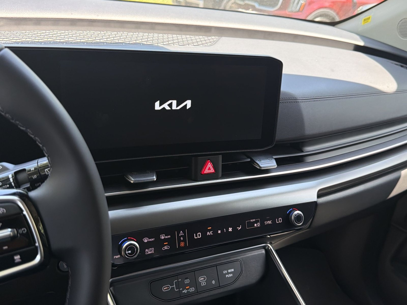 New 2026 Kia Carnival SX w/ SX Dark Edition Package FWD image 21