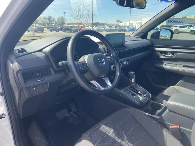 Used 2025 Honda CR-V Sport image 11