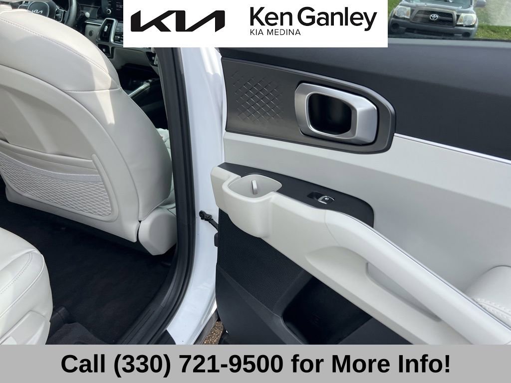 Certified 2023 Kia Sorento S image 56