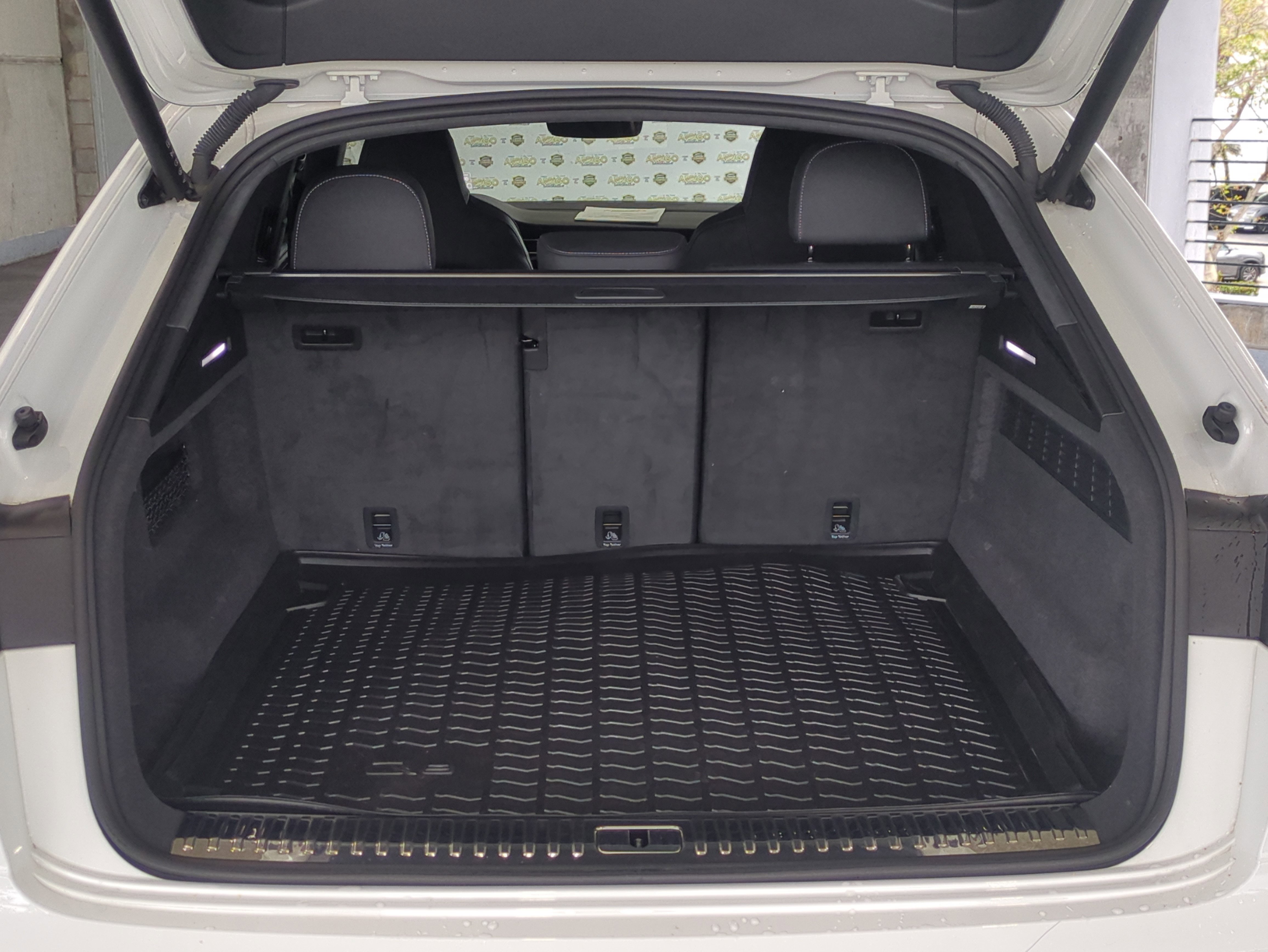 Used 2024 Audi SQ8 Prestige image 13