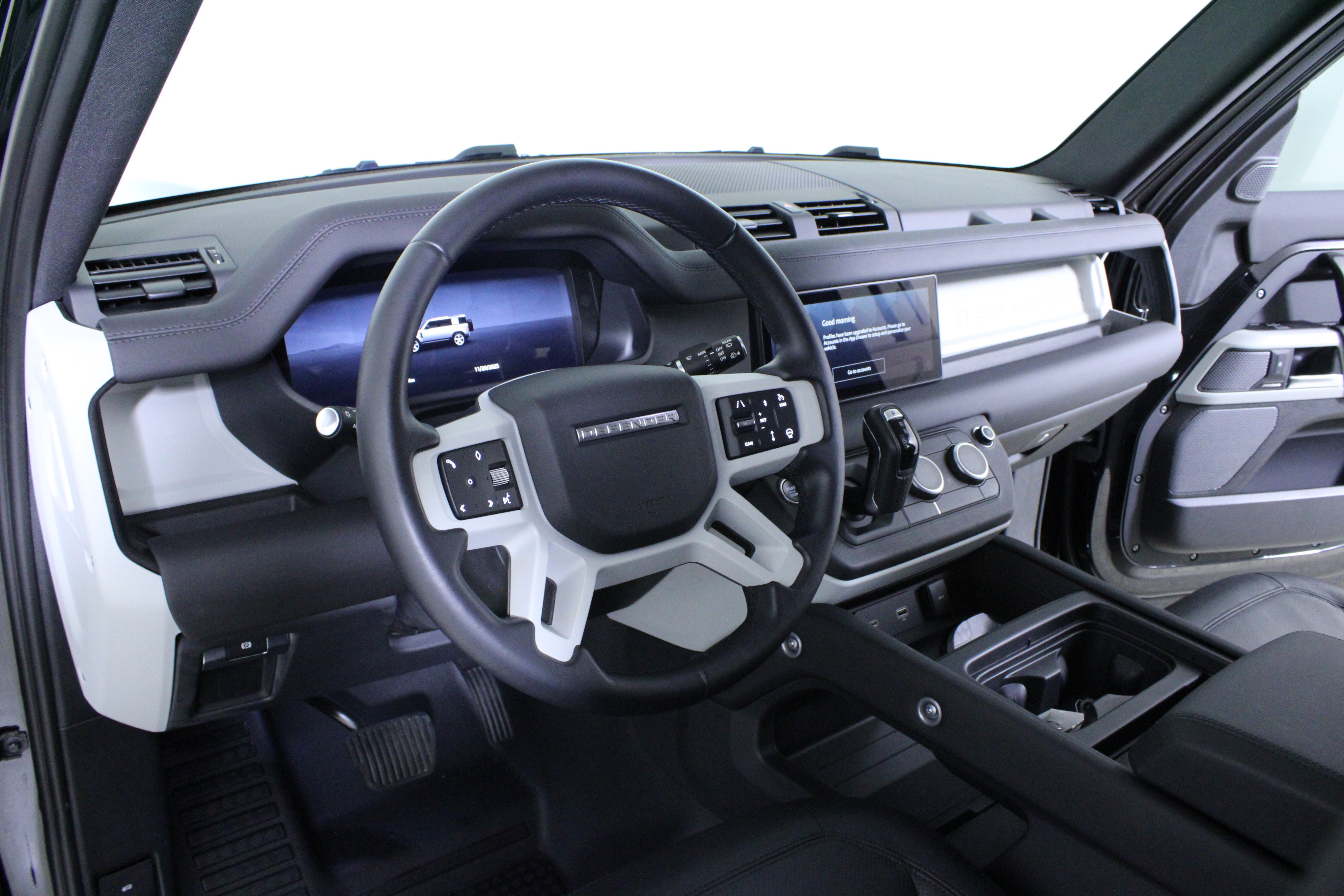 Used 2024 Land Rover Defender 110 S image 20