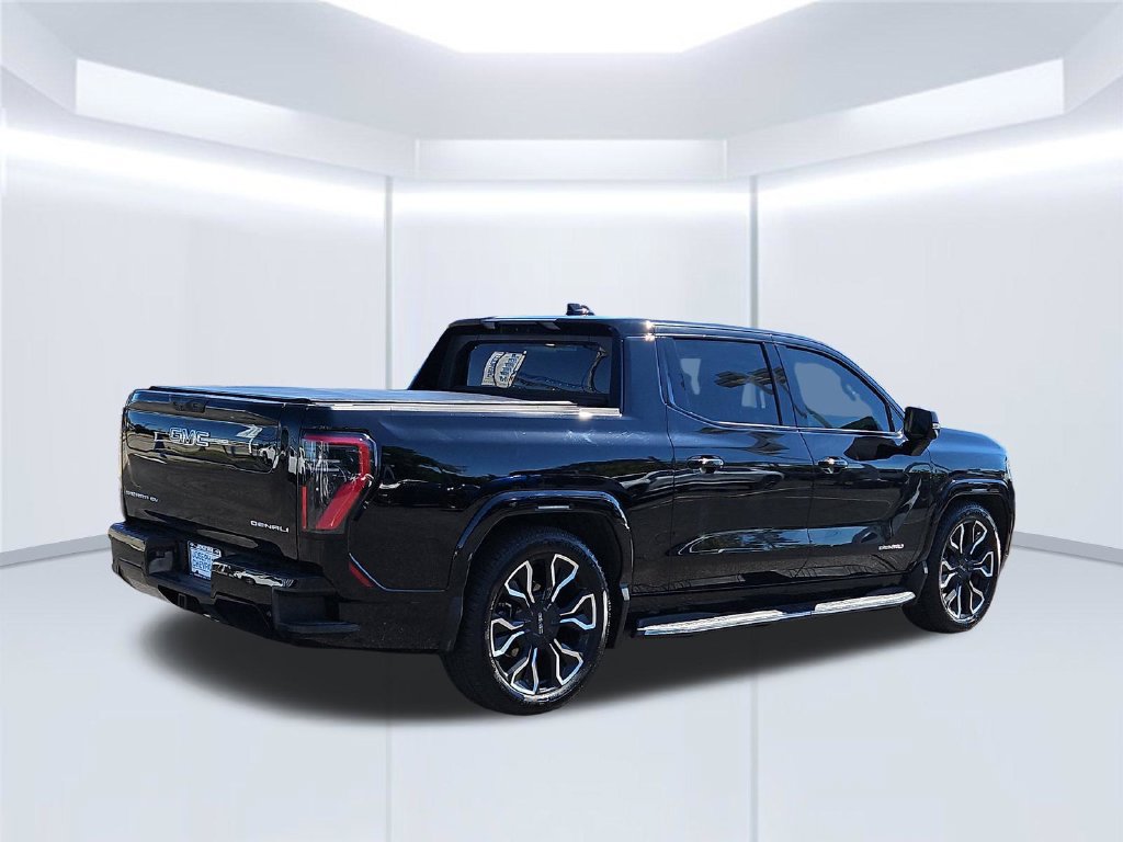 Used 2025 GMC Sierra EV Denali AWD/4WD image 5