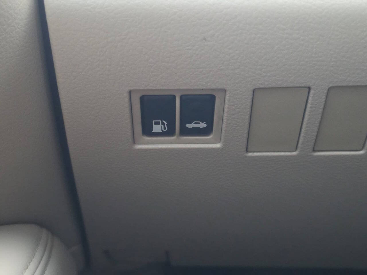 Used 2006 Toyota Avalon XLS FWD image 20