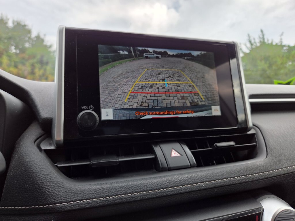 Certified 2024 Toyota RAV4 LE AWD/4WD image 33