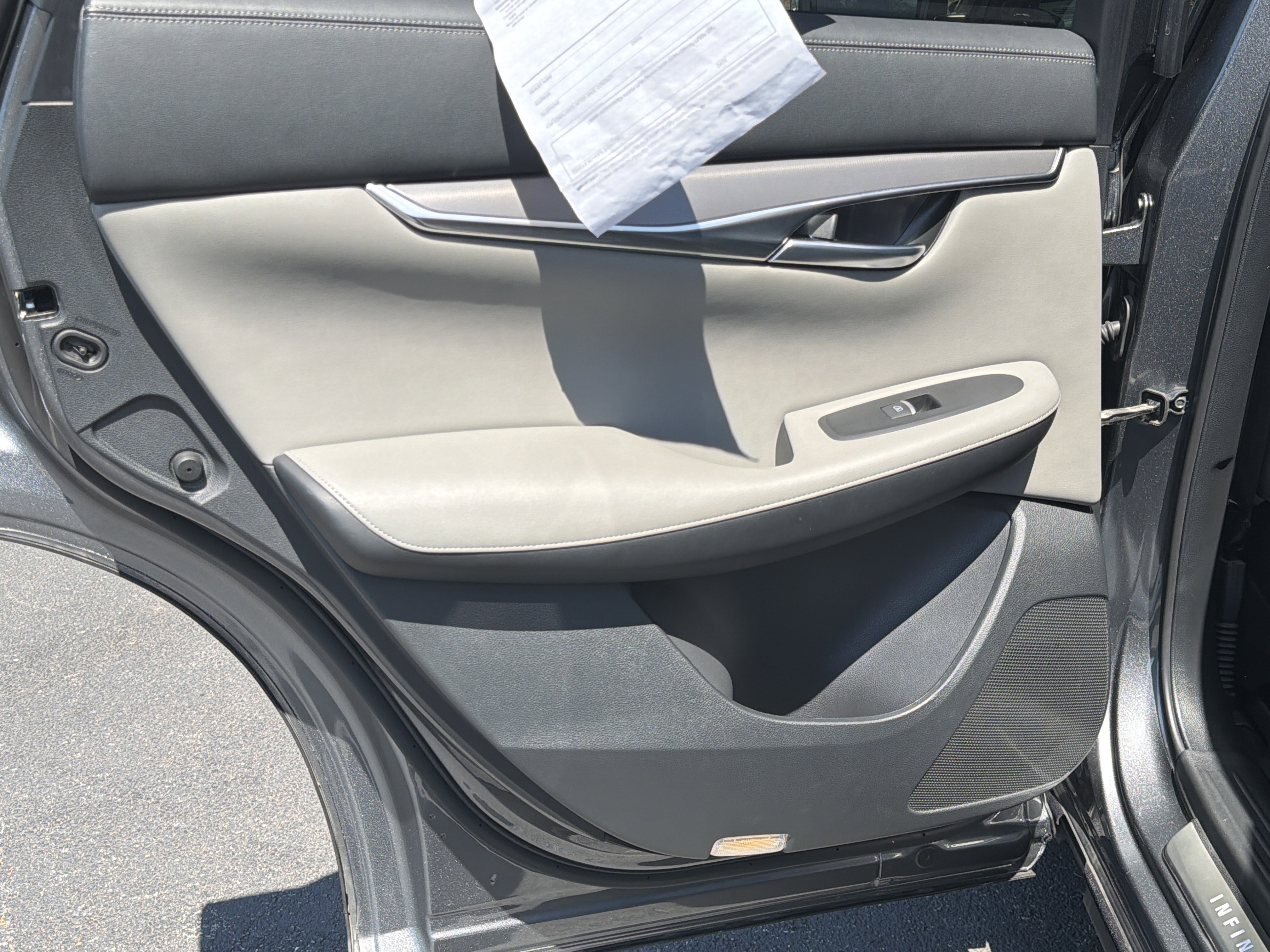 Used 2023 INFINITI QX50 Luxe FWD image 29