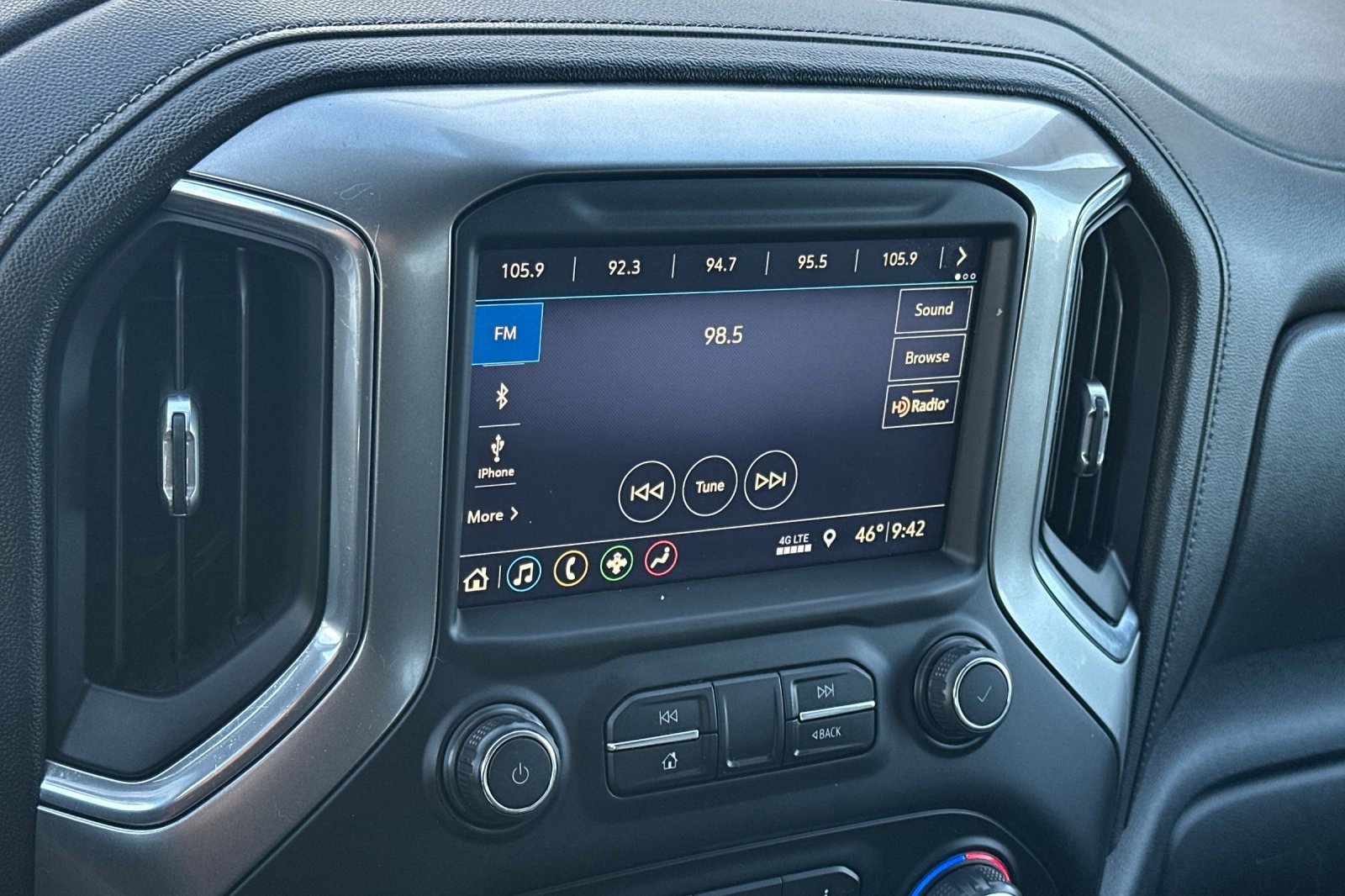 Used 2019 Chevrolet Silverado 1500 RST w/ All-Star Edition image 17