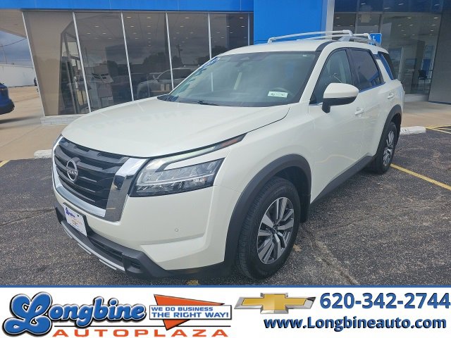 Used 2023 Nissan Pathfinder SL image 1