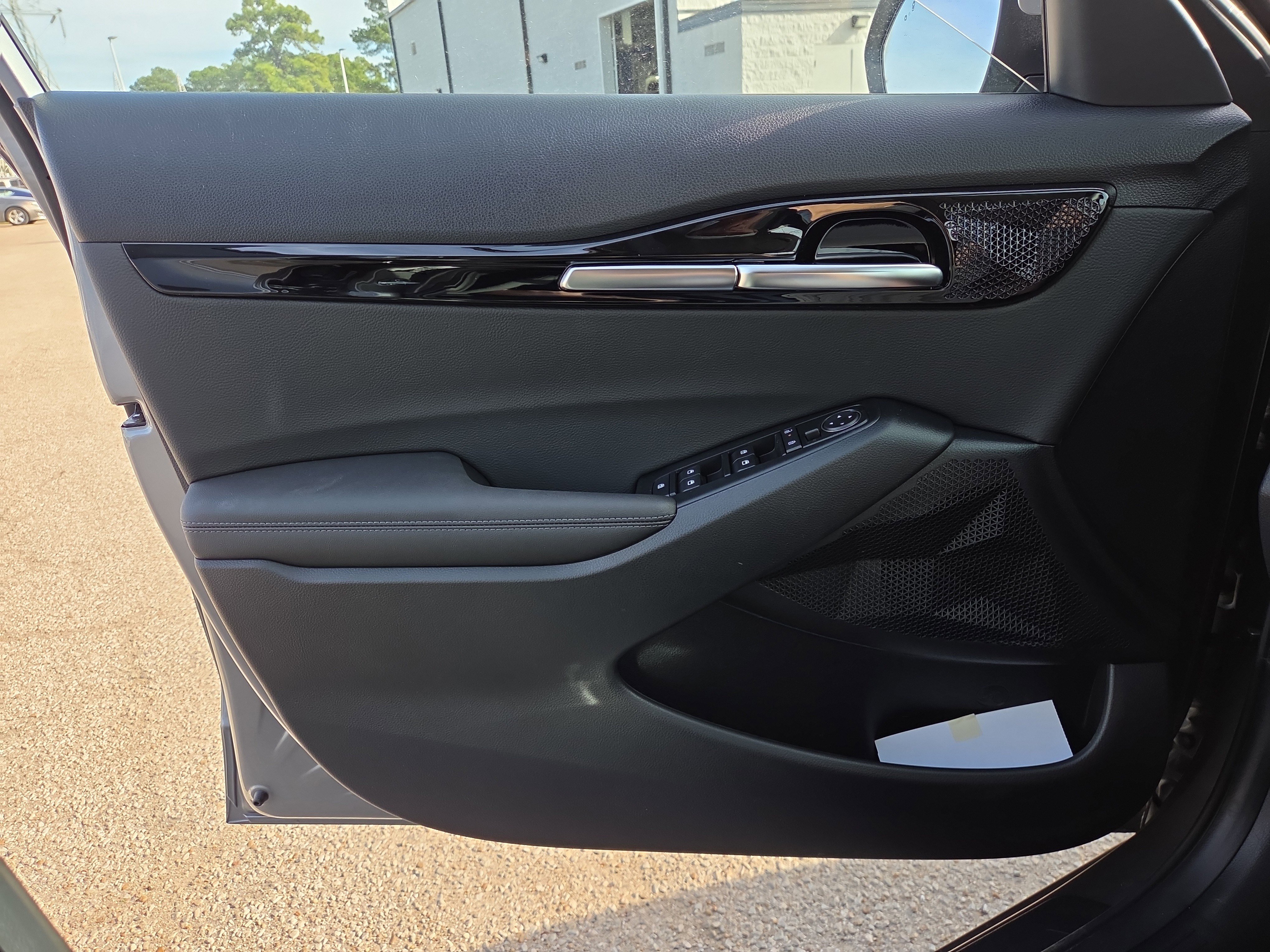 New 2026 Kia Seltos S FWD image 8
