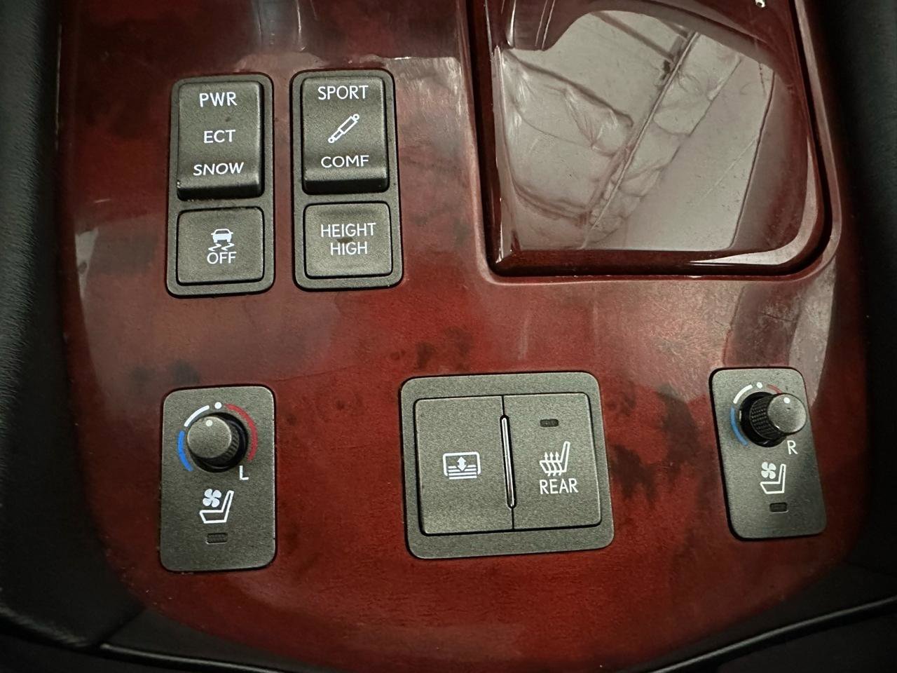 Used 2009 Lexus LS 460 AWD image 30