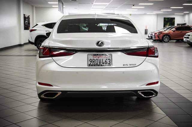 Certified 2025 Lexus ES 350 w/ Premium Package image 7