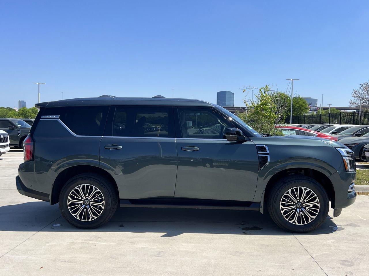 New 2026 Nissan Armada Platinum RWD image 3