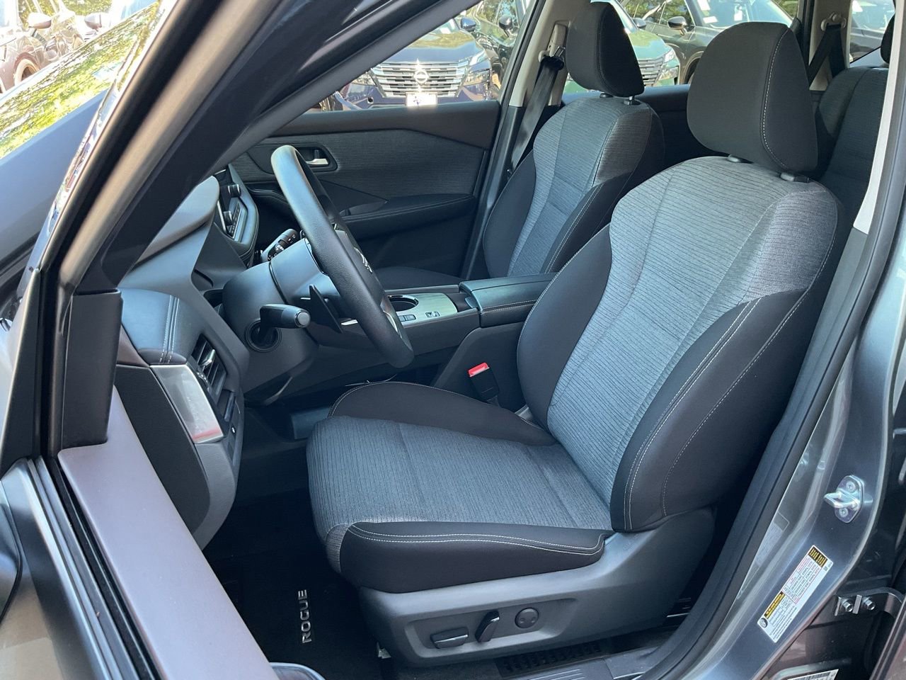 Certified 2023 Nissan Rogue SV image 14