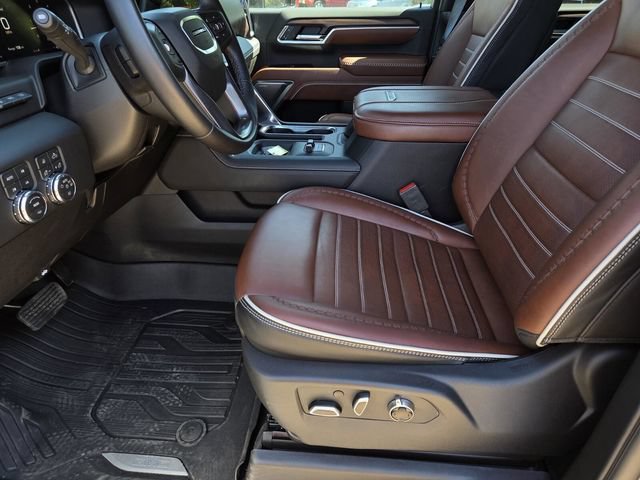 Used 2026 GMC Sierra 3500 Denali Ultimate AWD/4WD image 37