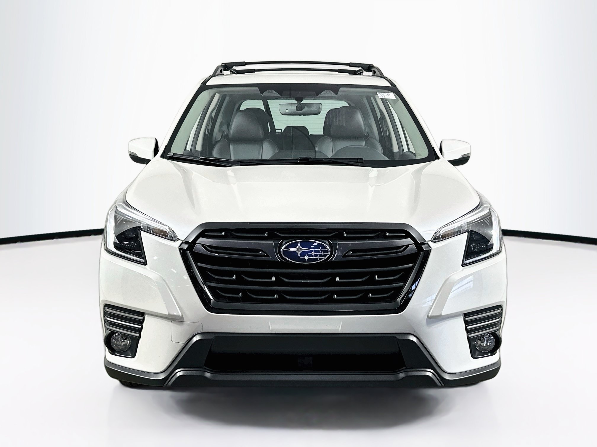 Used 2023 Subaru Forester Limited AWD/4WD image 2