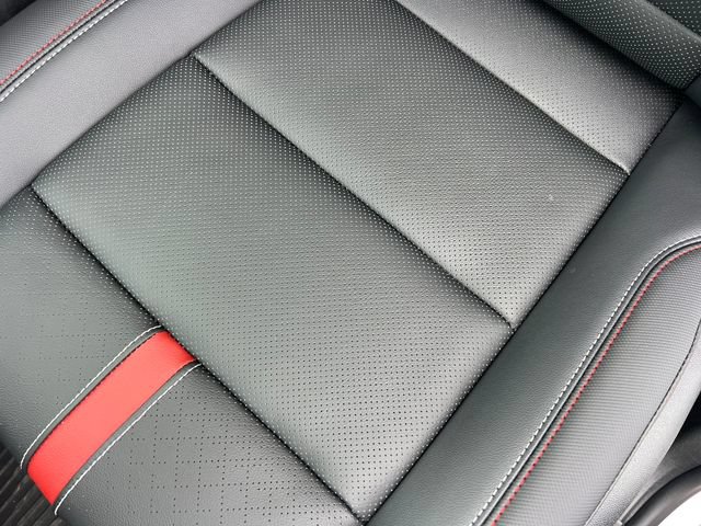 New 2026 Chevrolet Traverse RS w/ LPO, Floor Liner Package AWD/4WD image 13