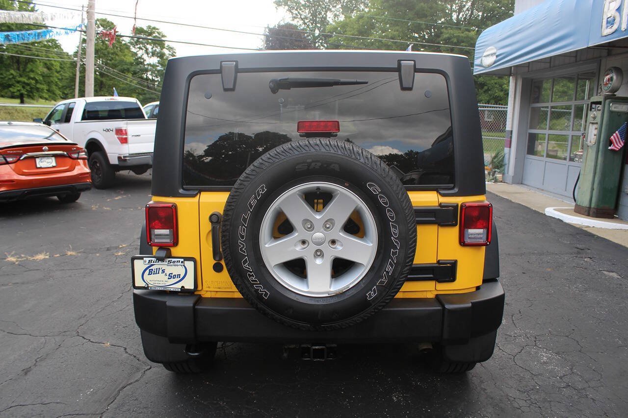 Used 2015 Jeep Wrangler Unlimited Sport w/ Quick Order Package 24S AWD/4WD image 5