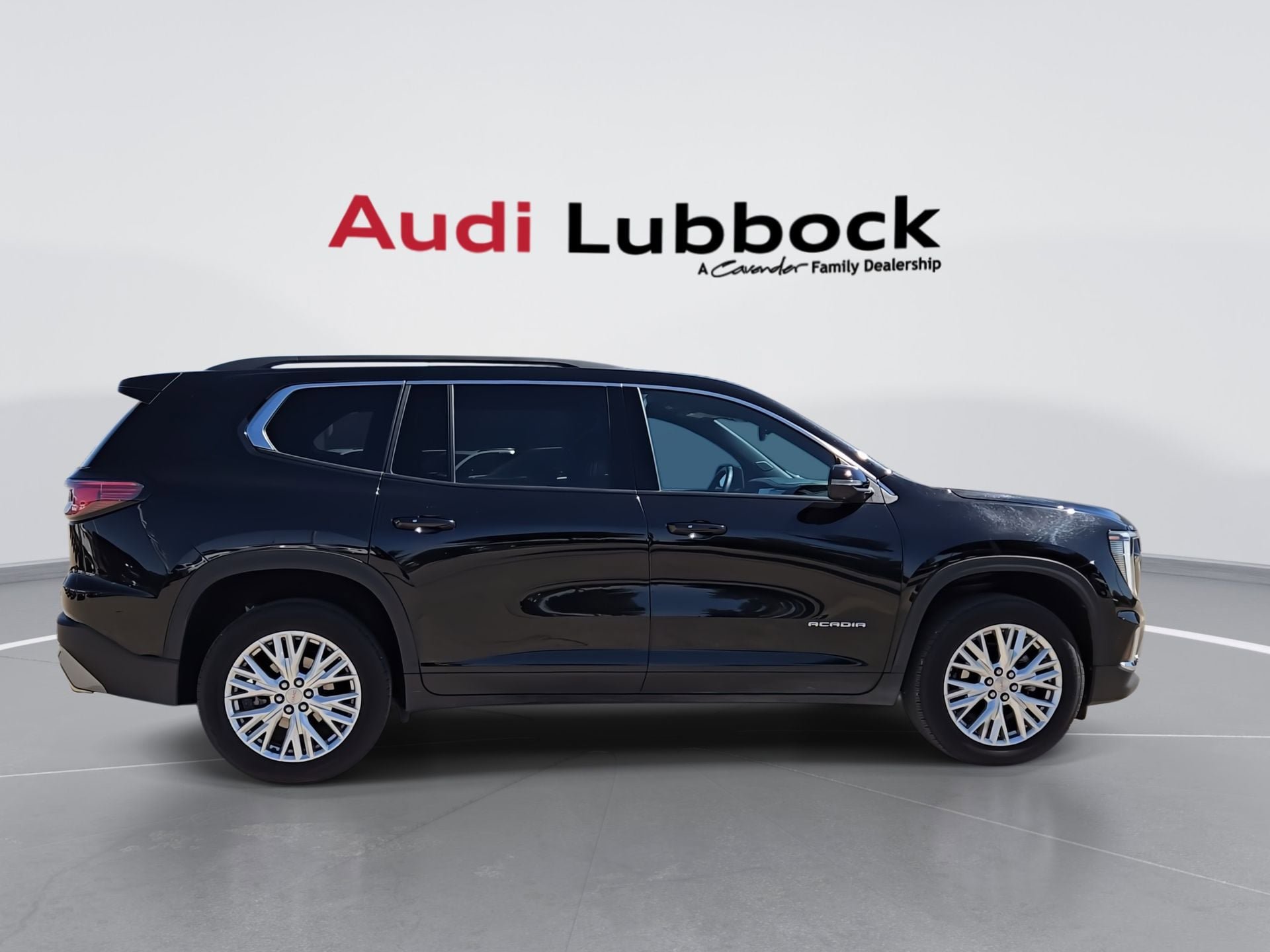 Used 2024 GMC Acadia Elevation AWD/4WD image 9