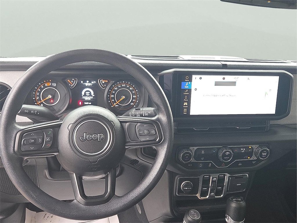 Used 2025 Jeep Wrangler Sport image 11