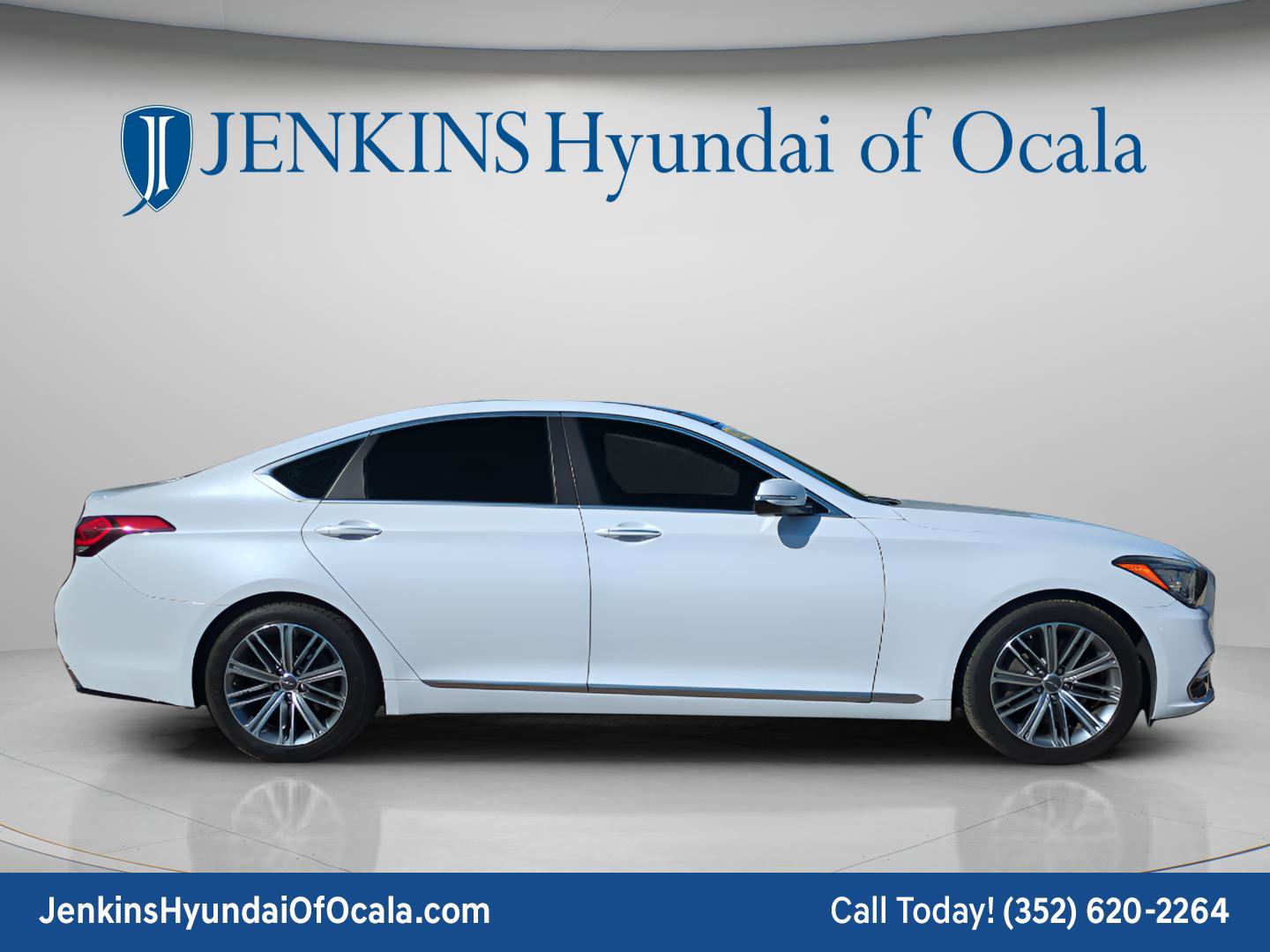 Used 2018 Genesis G80 3.8 w/ Option Group 02 RWD image 2