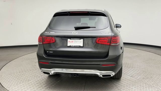 Used 2021 Mercedes-Benz GLC 300 4MATIC image 3