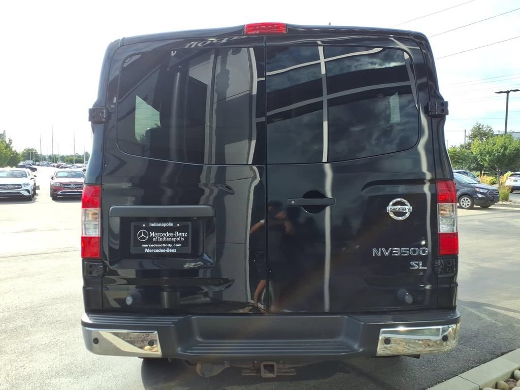 Used 2017 Nissan NV 3500 SL RWD image 5