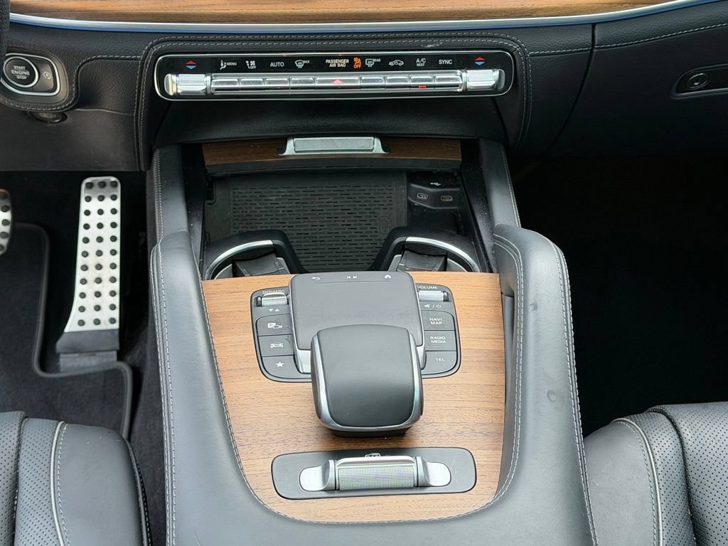 Used 2024 Mercedes-Benz GLS 580 4MATIC image 35