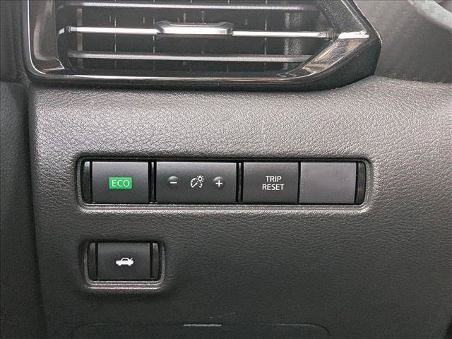 Used 2024 Nissan Sentra SV w/ Trunk Package FWD image 16