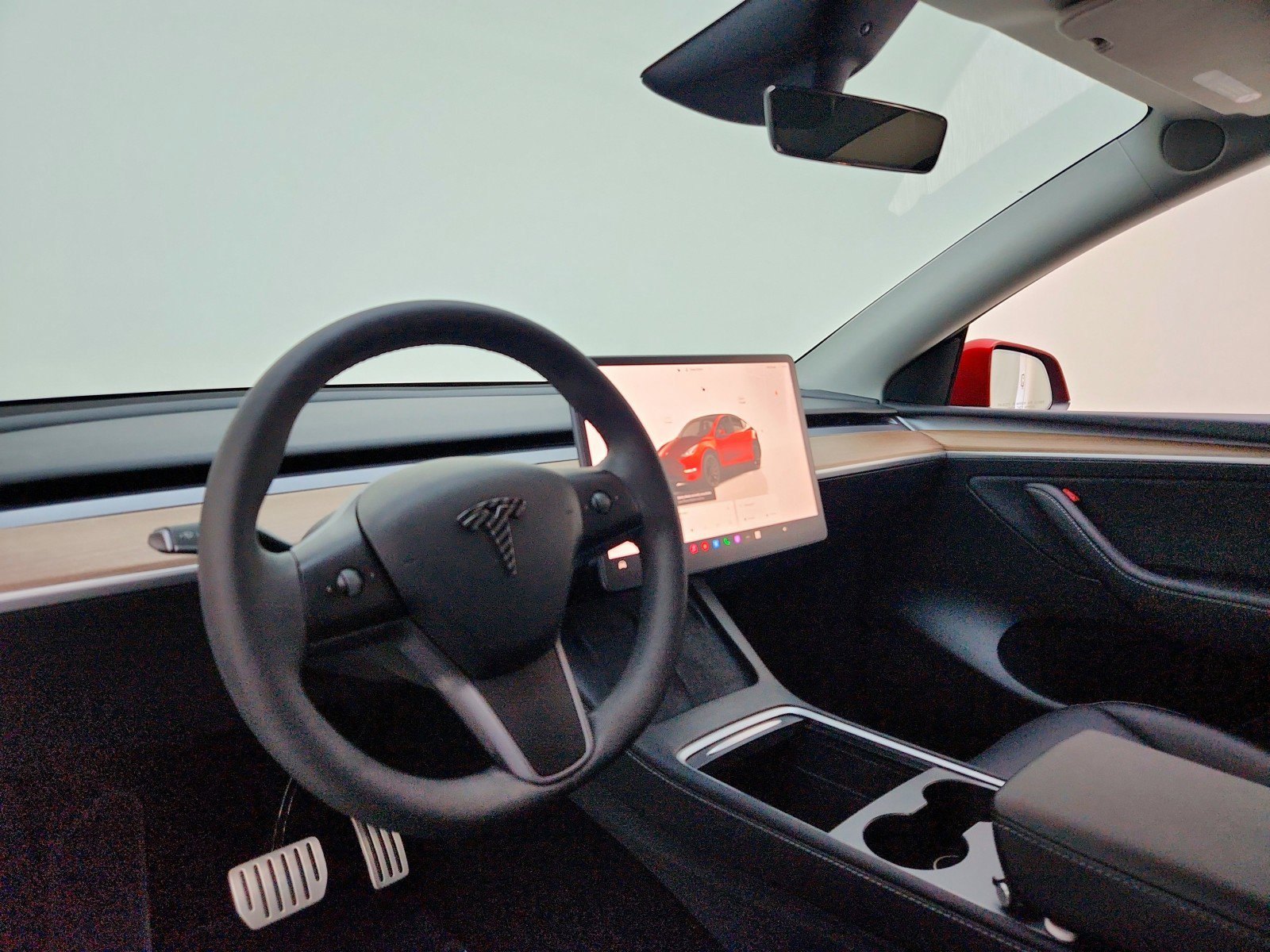 Used 2024 Tesla Model Y Performance image 16