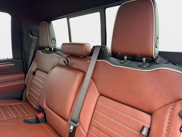 New 2026 GMC Sierra 3500 Denali Ultimate AWD/4WD image 12