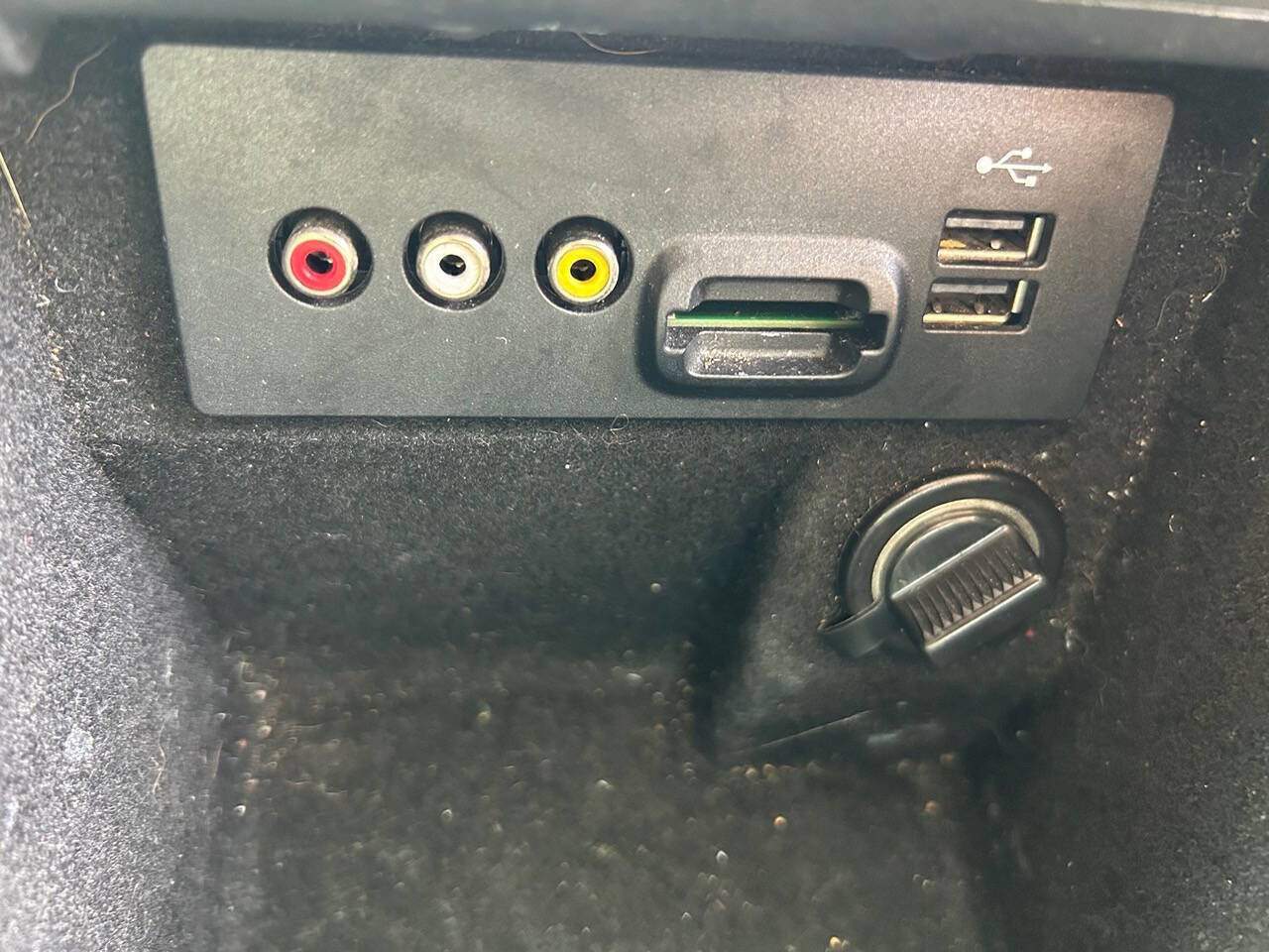 Used 2015 Ford Taurus SEL w/ Equipment Group 201A image 15