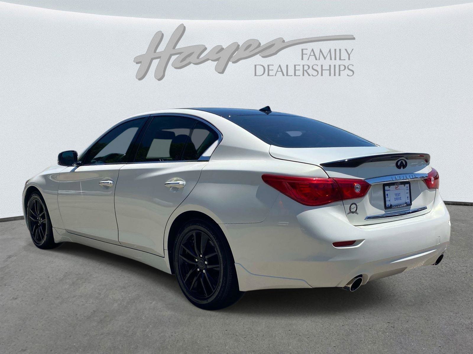 Used 2015 INFINITI Q50 Premium w/ All Weather Package RWD image 6