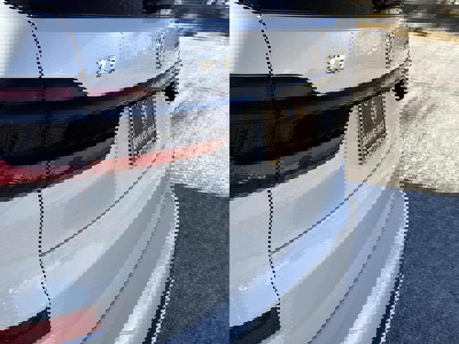 New 2026 BMW X7 M60i image 11