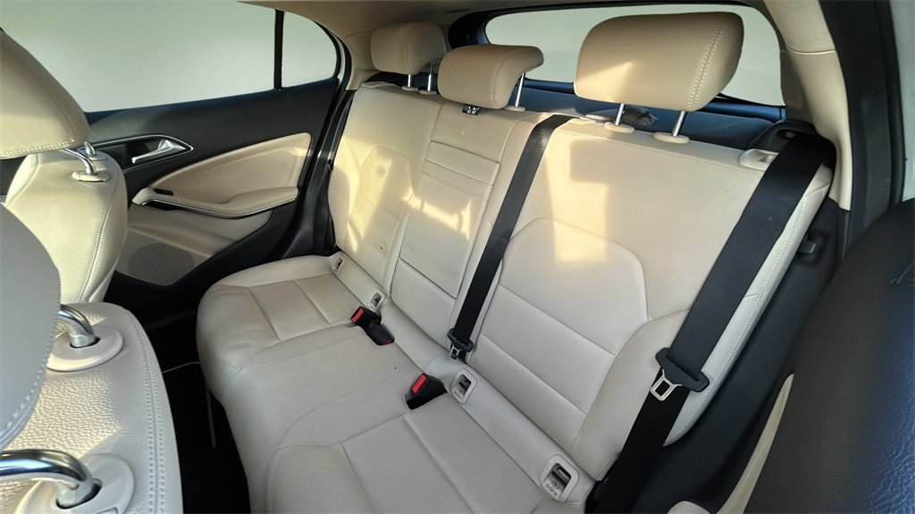 Used 2015 Mercedes-Benz GLA 250 4MATIC image 12