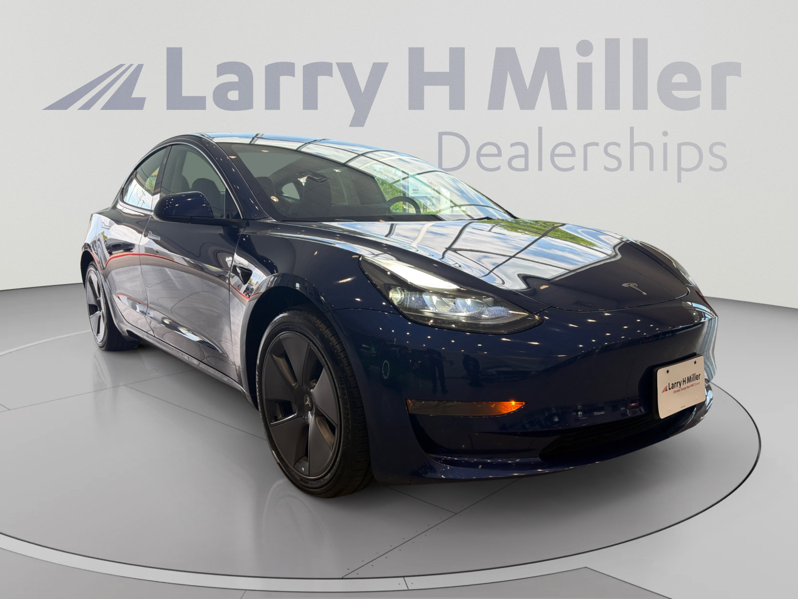 Used 2023 Tesla Model 3 Standard Range RWD image 7