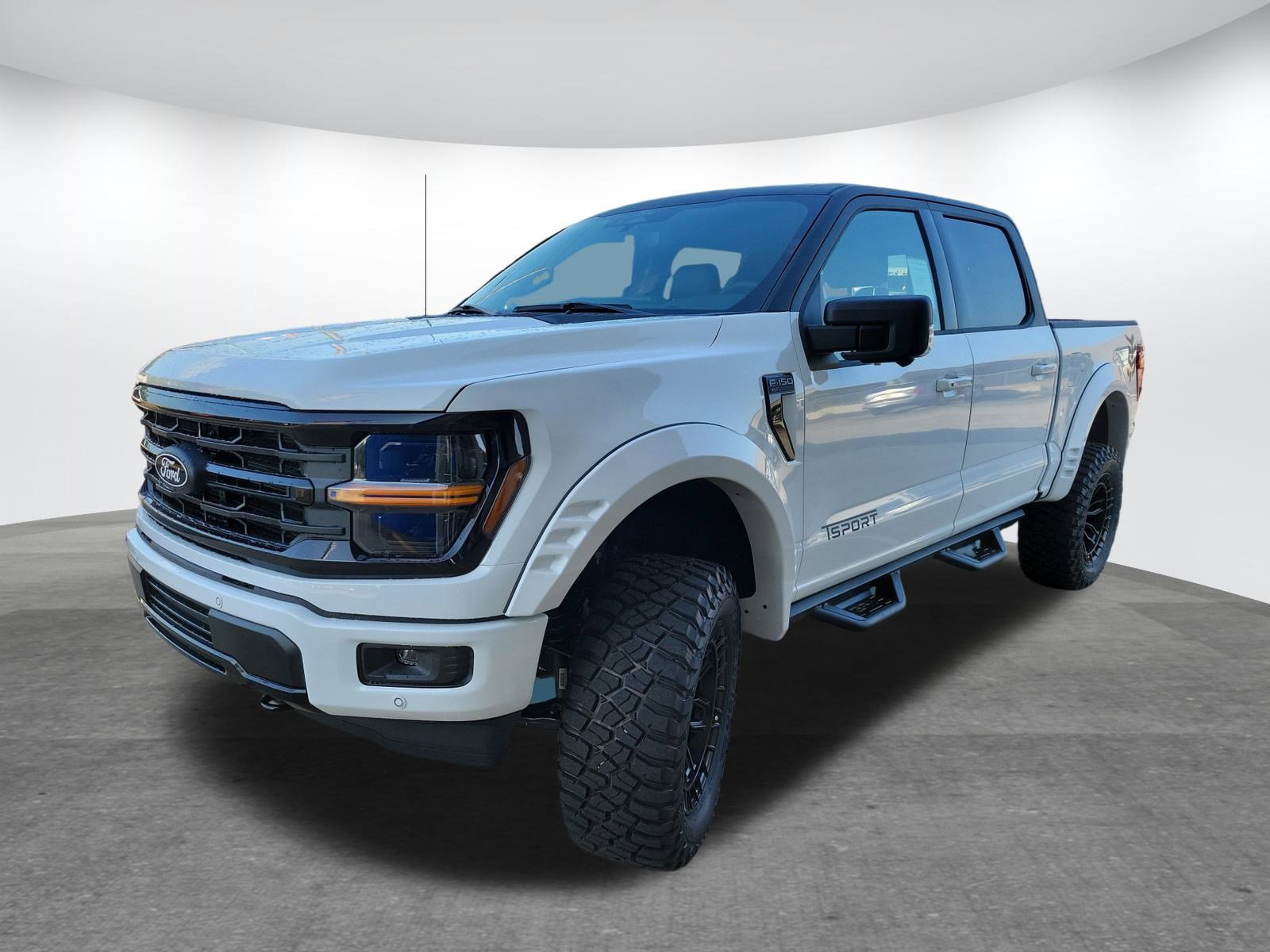 New 2025 Ford F150 XLT w/ Equipment Group 302A MID image 3