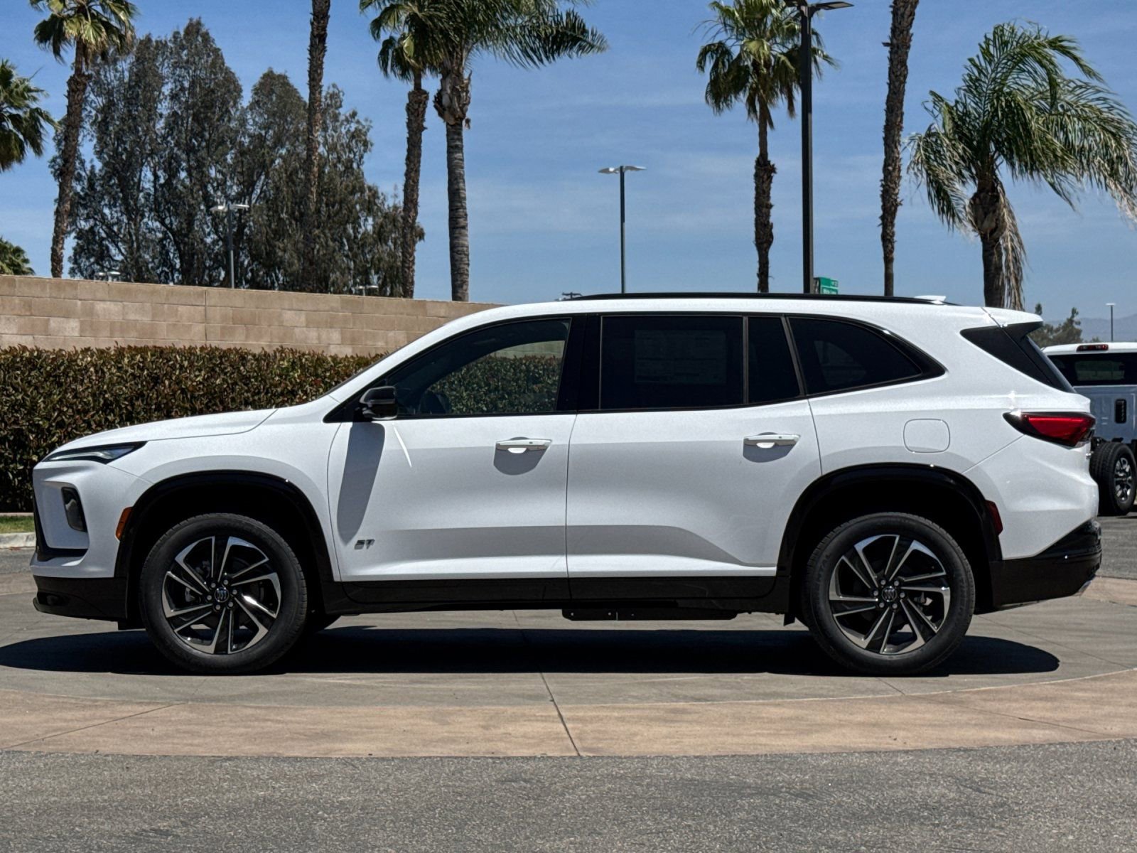 New 2026 Buick Enclave Sport Touring FWD image 7