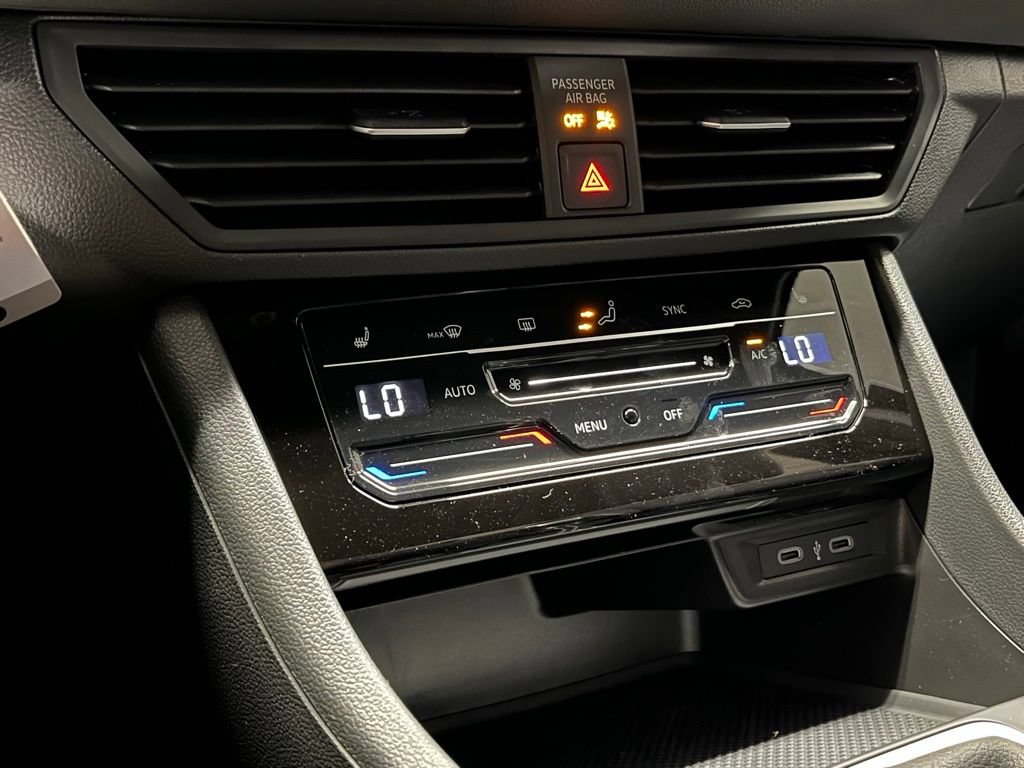 New 2026 Volkswagen Jetta Sport FWD image 9