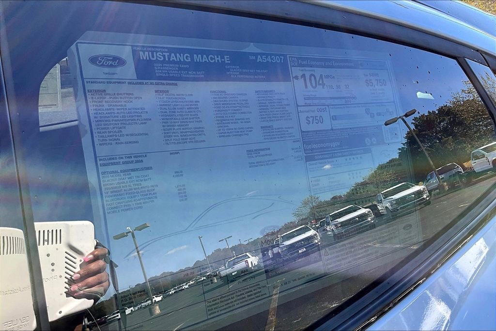 New 2025 Ford Mustang Mach-E Premium image 14