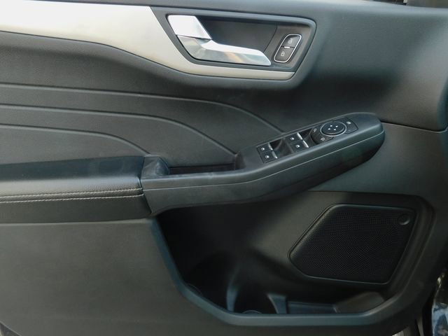 Used 2021 Ford Escape SE w/ Cold Weather Package image 12