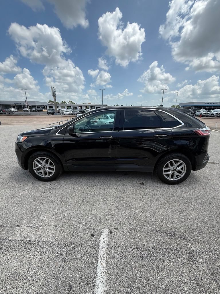 Used 2024 Ford Edge SEL w/ Convenience Package AWD/4WD image 4
