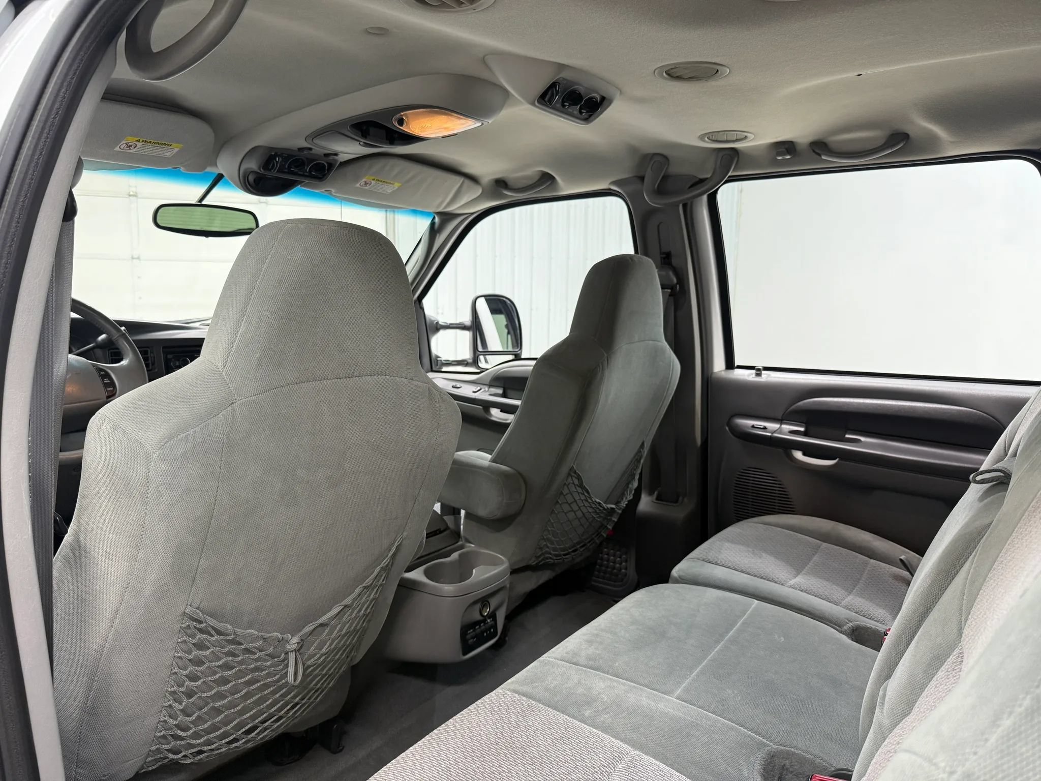 Used 2003 Ford Excursion XLT AWD/4WD image 16
