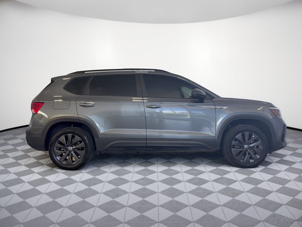 Used 2024 Volkswagen Taos S FWD image 8