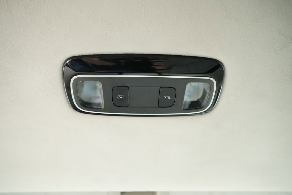 Used 2025 Hyundai Palisade Calligraphy image 25