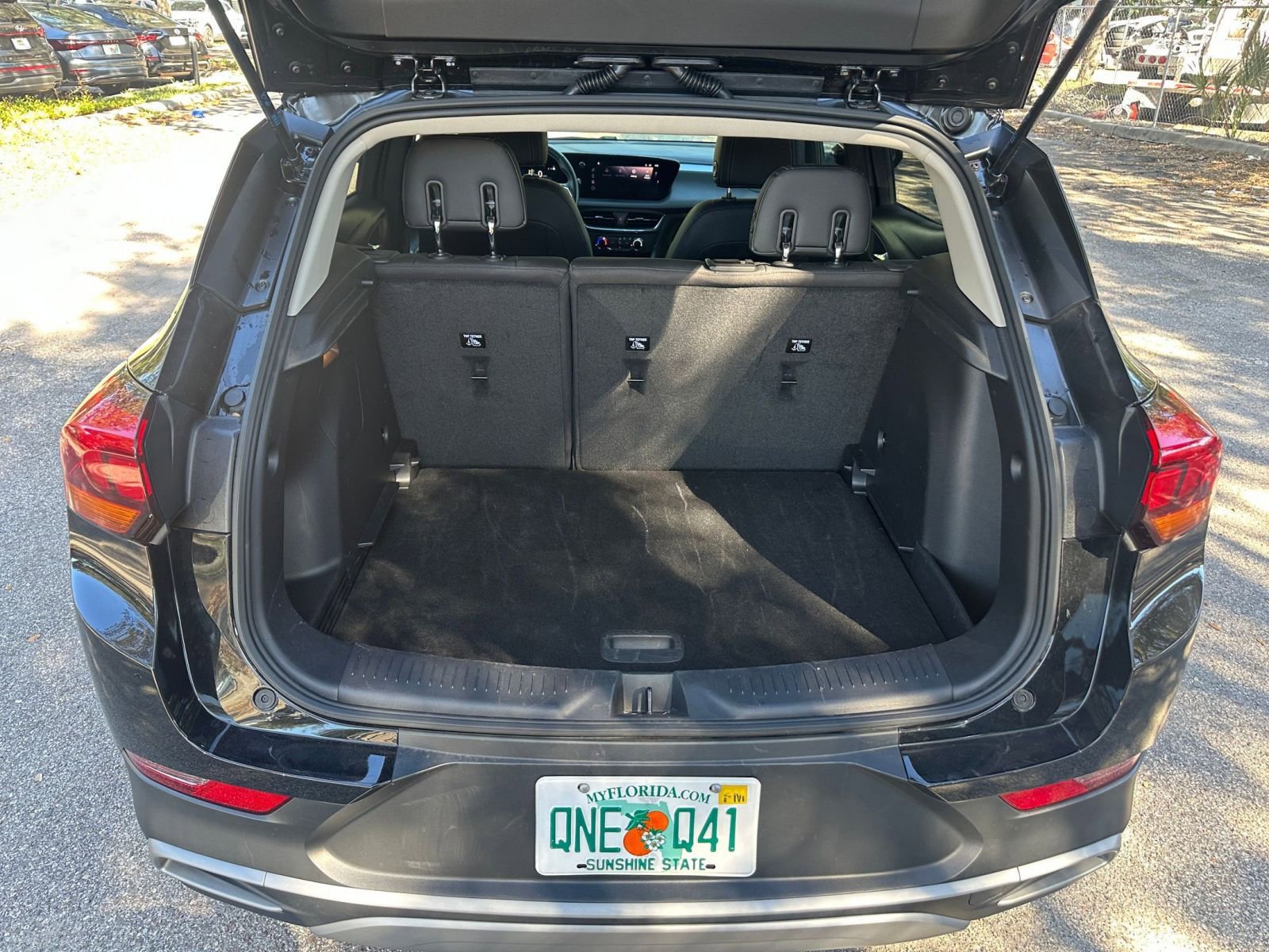 Used 2025 Buick Encore GX Preferred image 24