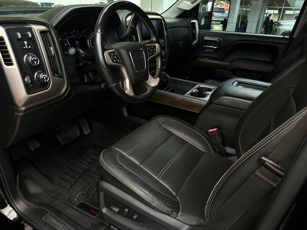 Used 2018 GMC Sierra 3500 Denali w/ Duramax Plus Package image 10