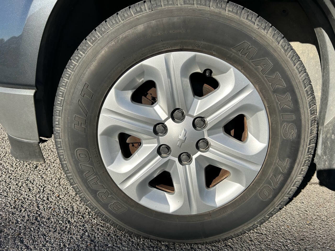 Used 2012 Chevrolet Traverse LS image 15