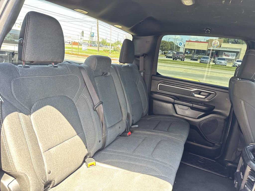 Used 2019 RAM 1500 Big Horn AWD/4WD image 10
